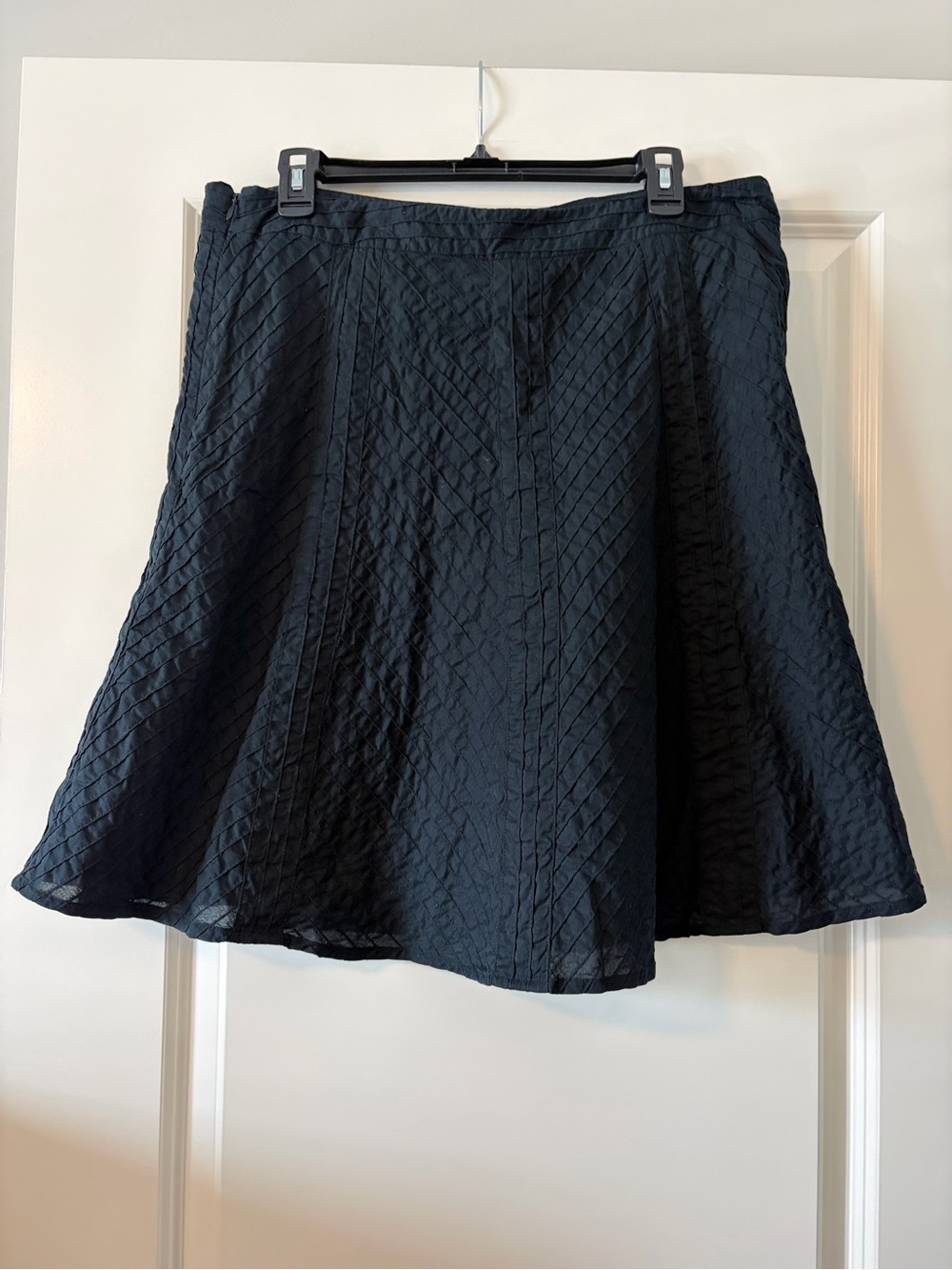 GAP Black A-Line Textured Skirt